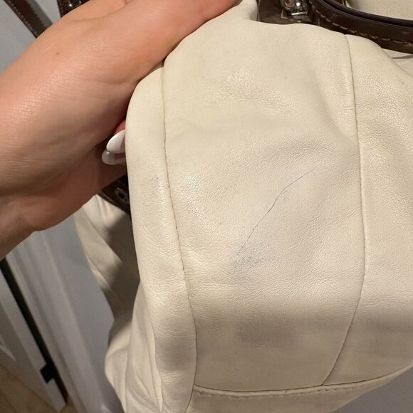 COACH SOHO- LYNN HOBO BAG - Picture 7 of 7